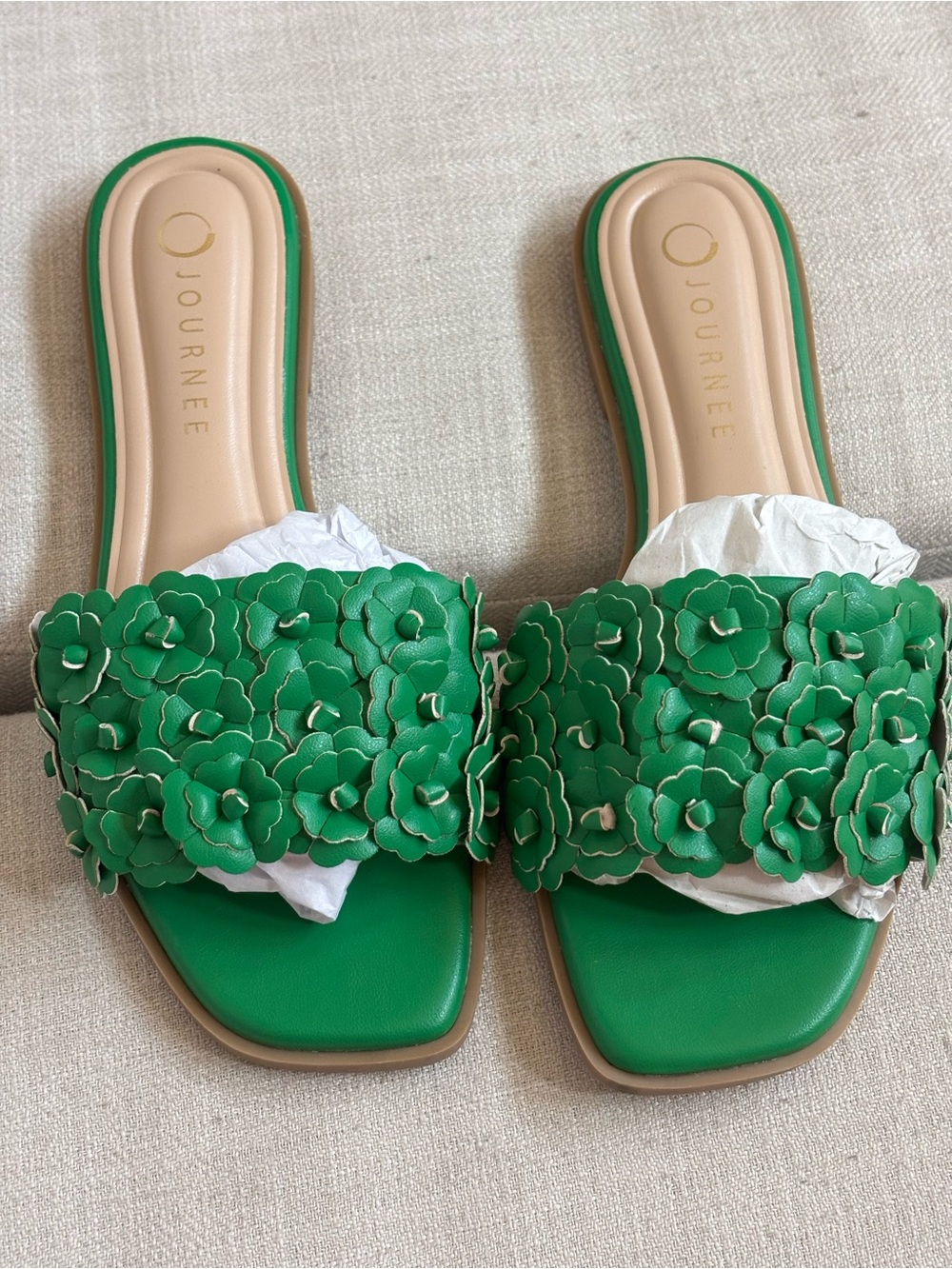 Journee Collection Azalea Green Floral Slide Sandals Size 7.5 NWOB